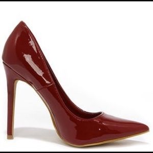 Burgundy Pumps NWOT new in box